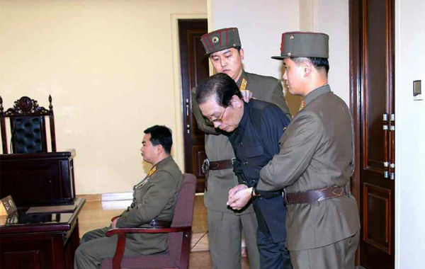 <em>张成泽</em>犬刑处决视频_<em>张成泽</em>被处决犬刑_朝鲜