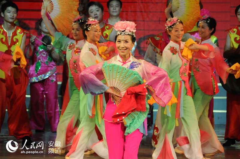 安徽蚌埠:以花鼓艺术为媒 吹文化惠民之风