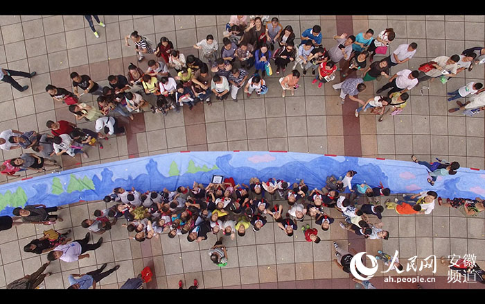 芜湖万米长江画卷获吉尼斯世界纪录 成世界最