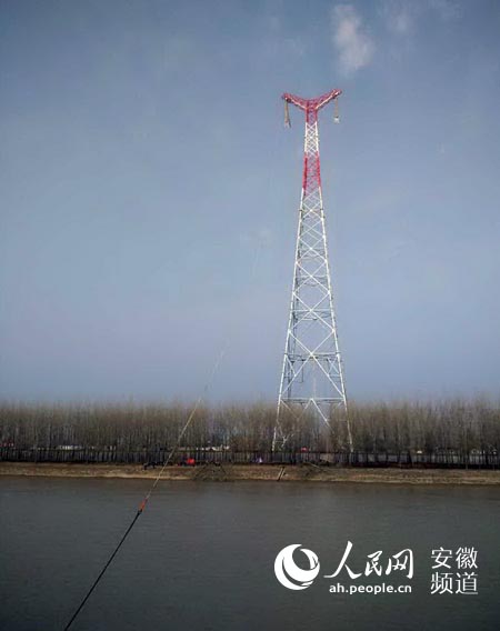安徽省送变电公司:±800千伏灵绍线长江大跨越