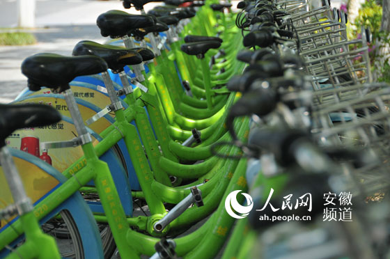 安徽芜湖公共自行车走俏 高昂运营费或成拦路