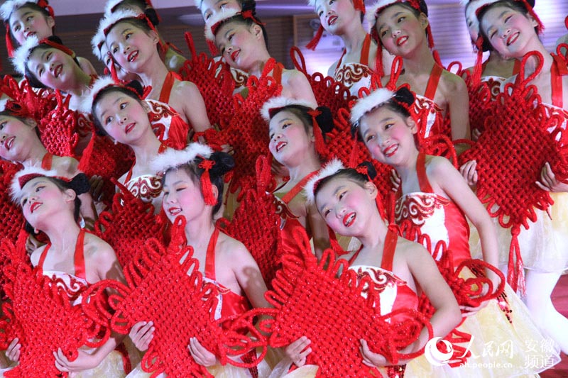 合肥市蜀山区举行第二届舞蹈节活动(图)