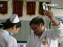 医生打点滴坐诊独家