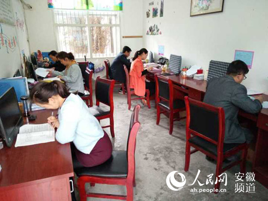 肥东县:强基础 提质增效 坐班制促学校办学上