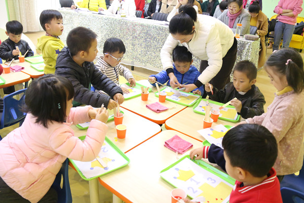 市委幼红玺台分园举行课堂教学大练兵观摩活动