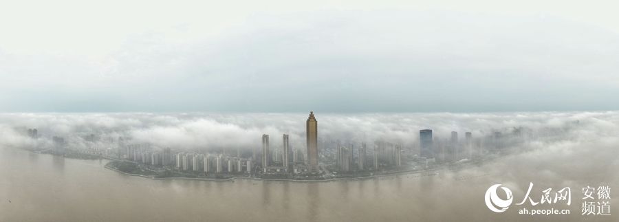 雨后蕪湖 霧氣氤氳