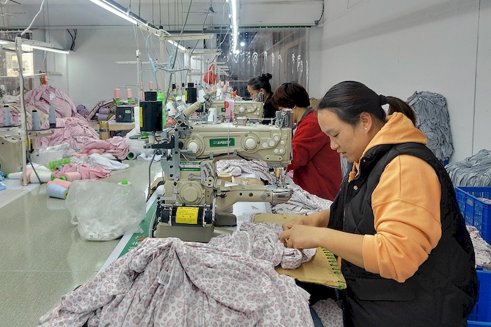 亳州谯城区:返乡建起服装厂 群众就业有保障