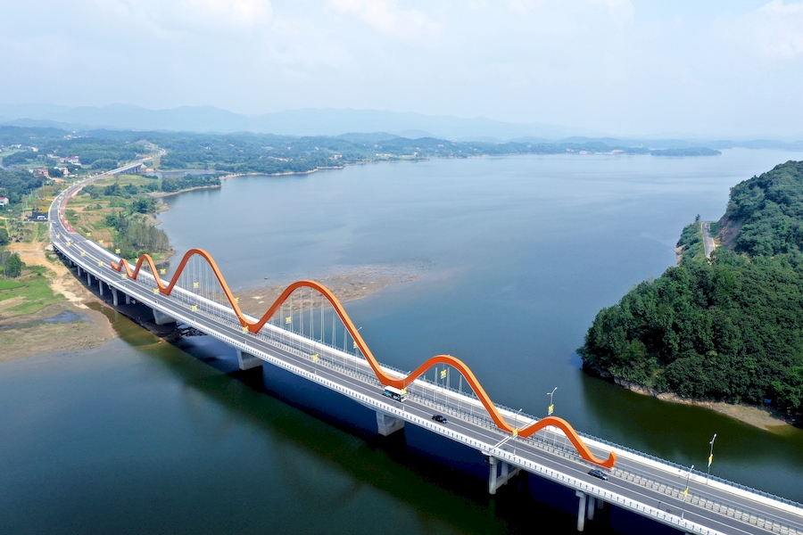 萬佛湖環湖大道。岳陽攝