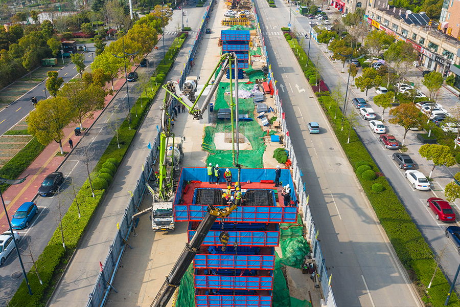 �����Ǽ���·������ɽ�Σ������׶ս�������������