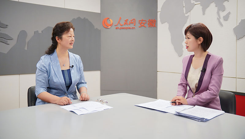 吴丽华做客人民网