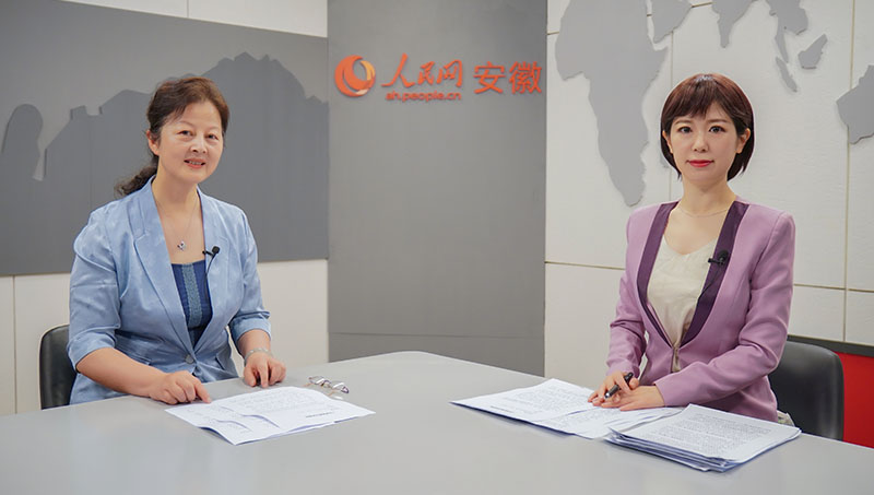 吴丽华做客人民网