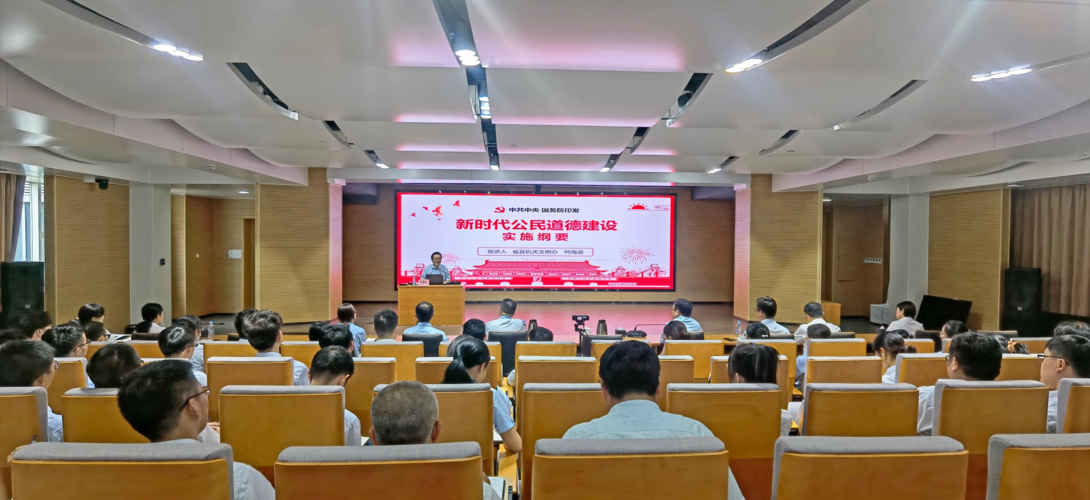 东华科技。王颖摄