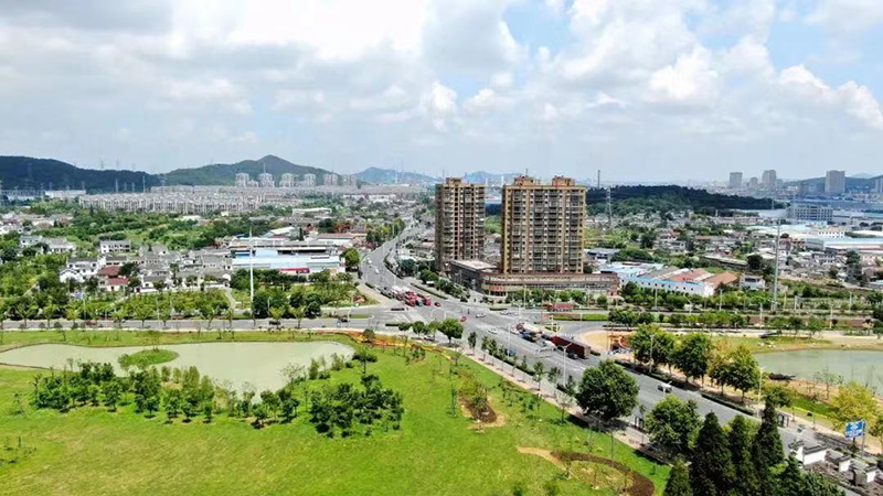 G205国道与九华西路交叉口整治出新