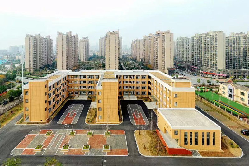 2020年新建成的四村小学雨锦分校