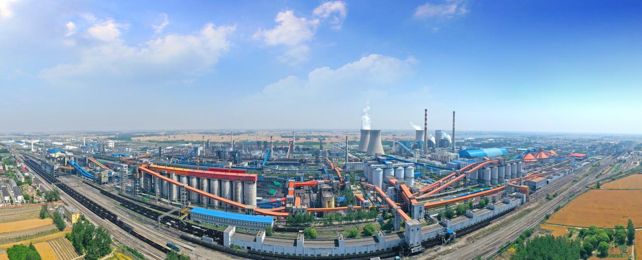 俯瞰安徽（淮北）新型煤化工合成材料基地。黄鹤鸣摄