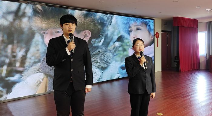 8、工商银行合肥和平路支行第二联合党支部徐凤祥、徐璇为《爱国者》配音。_结果.jpg