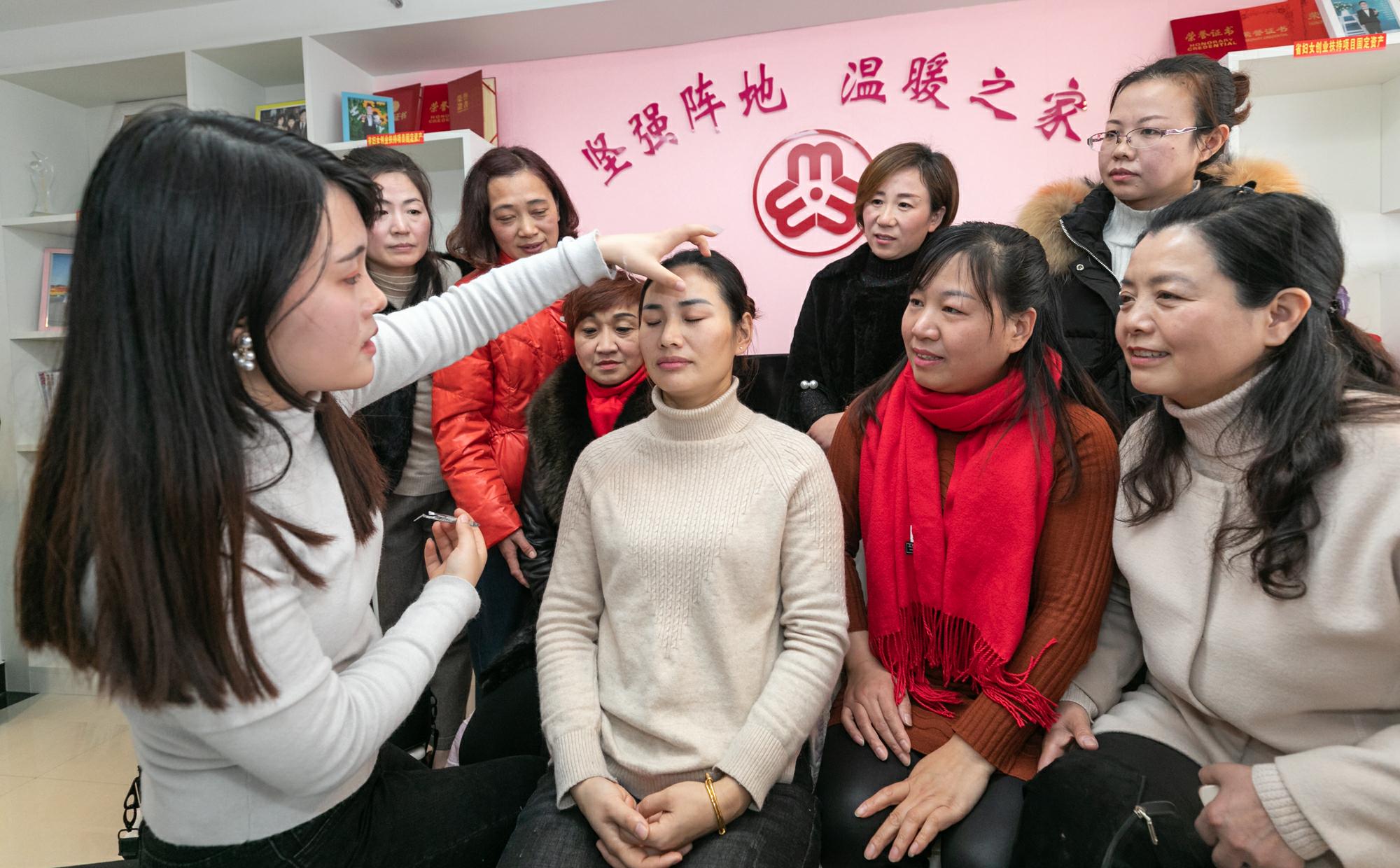 开展免费职业培训，提升妇女就业技能。相山区委宣传部供图