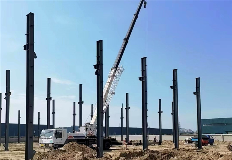 3淮北光华矿山机器有限公司项目在取得“四证”的当日开始进行厂房建设。李鑫摄