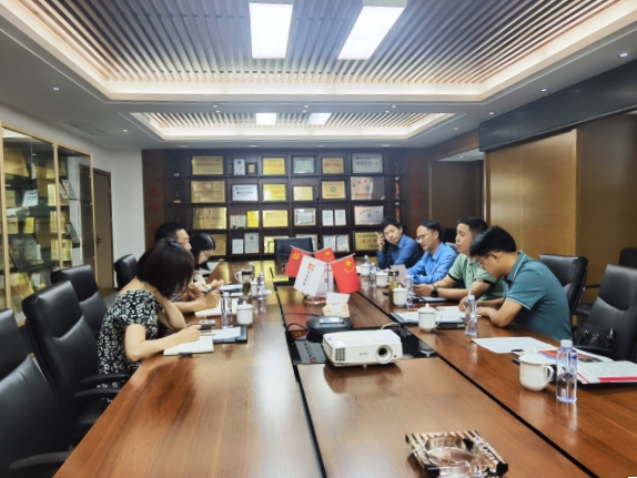 走访安徽宝翔建设集团有限责任公司，为建筑企业排纾解困。