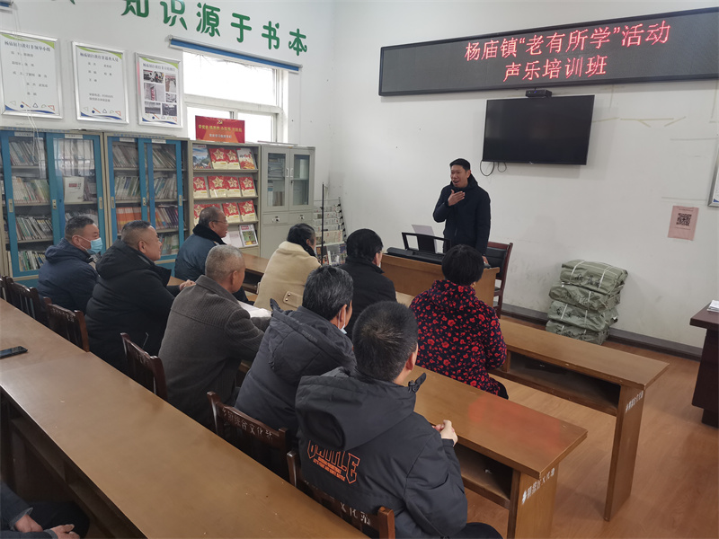 老年学校特色课。固镇县委宣传部供图