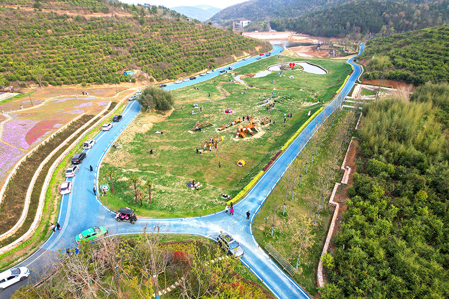 冶父山镇凤凰谷里景区