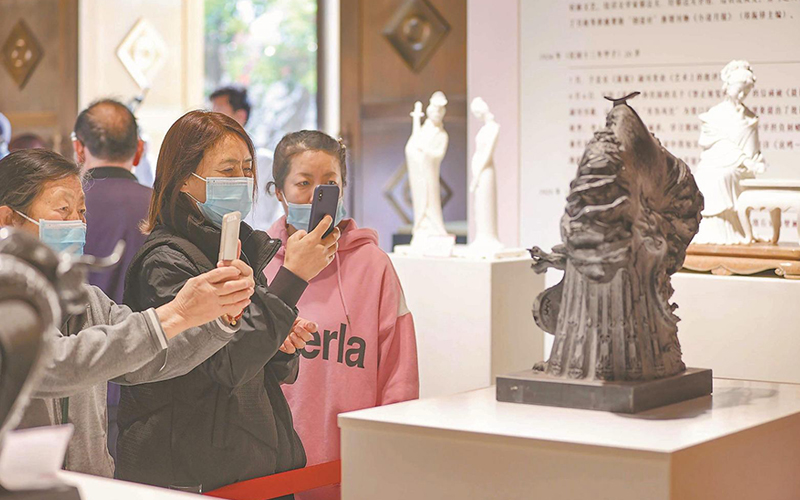 中国石雕艺术精品展在淮北开幕