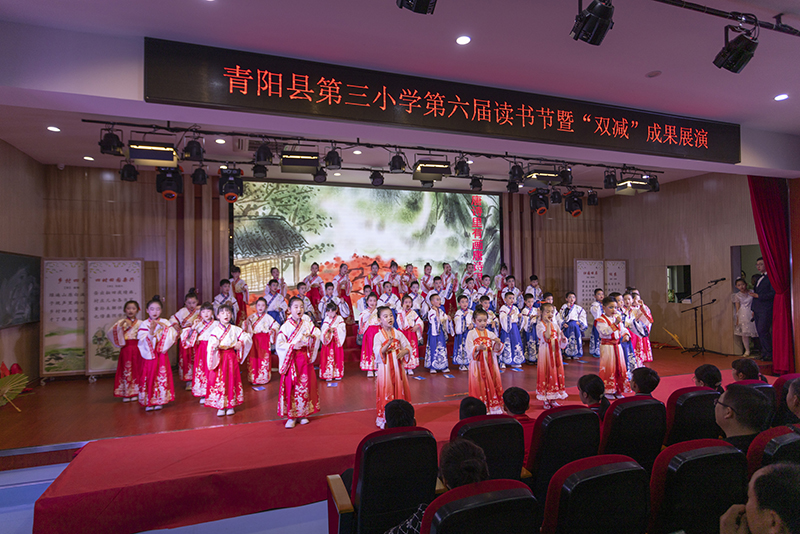 诗词大会现场。李彦摄