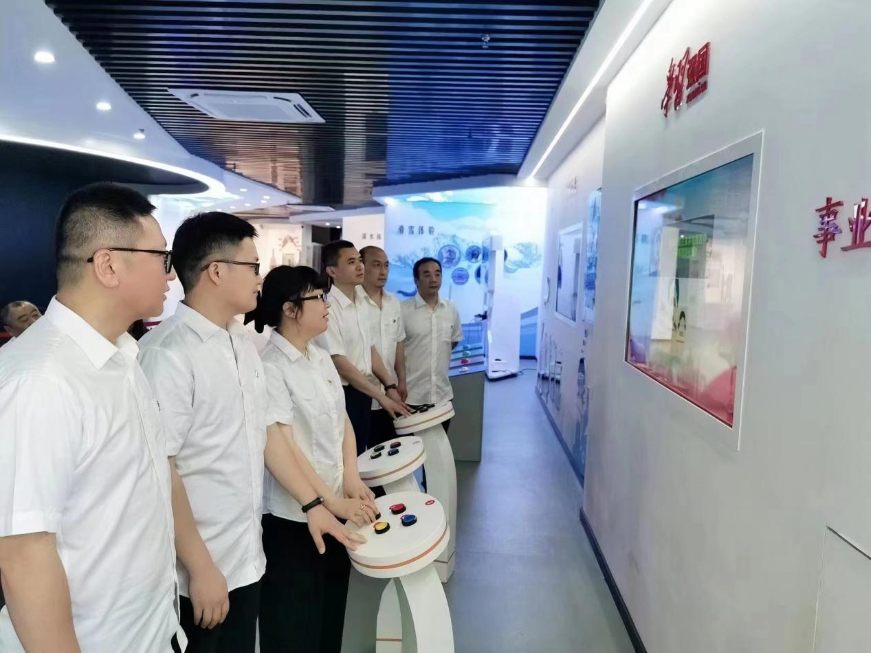 主题党日活动。合肥热电供图