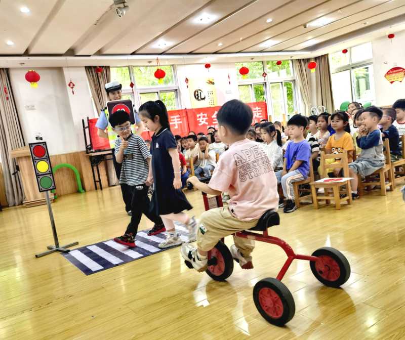 “六一”活動現場。笪文瑋供圖