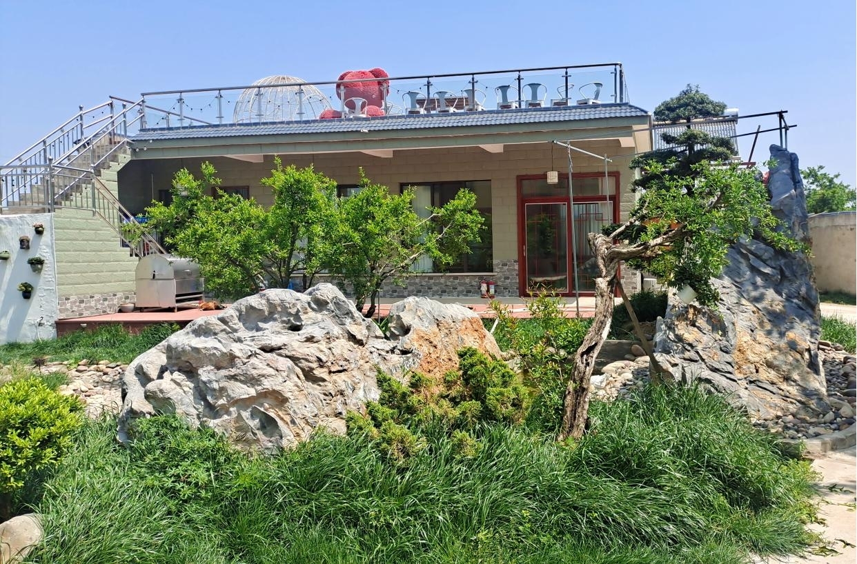 美丽庭院。