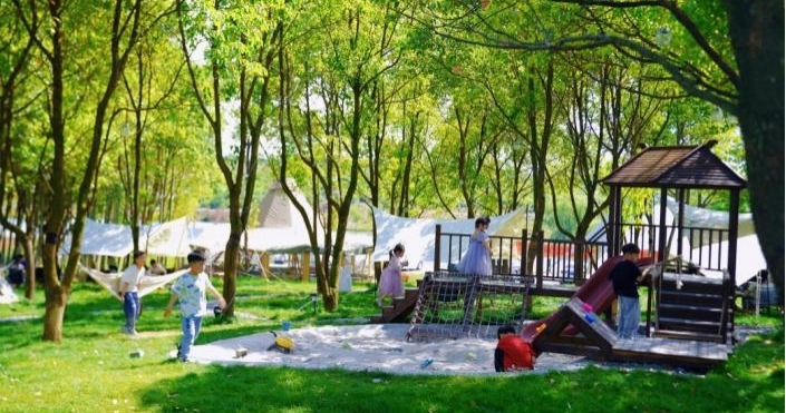康龙山森林康养基地