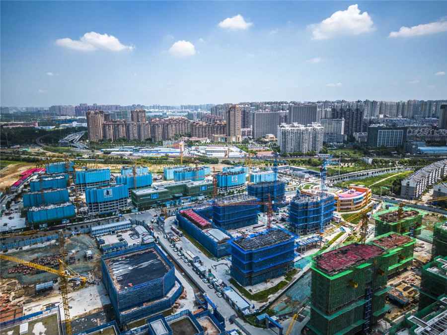 正在加紧建设的合肥市瑶海区龚大塘城中村项目。  解琛摄