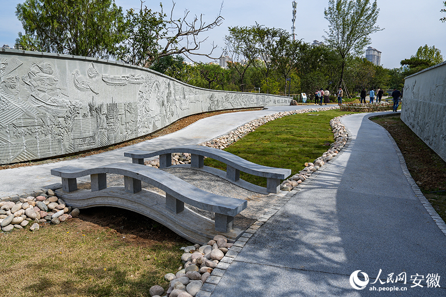 古運河遺址公園一角。人民網記者 苗子健攝