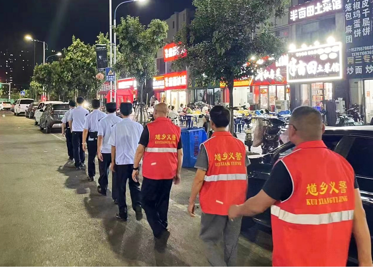 馗鄉義警夜間巡邏。靈璧縣委宣傳部供圖