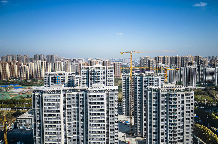 正在建设中的合肥市瑶海区孙何小郢安置房建设项目。解琛摄
