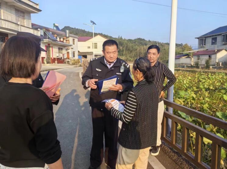 平安村居反诈宣传队。方涛供图