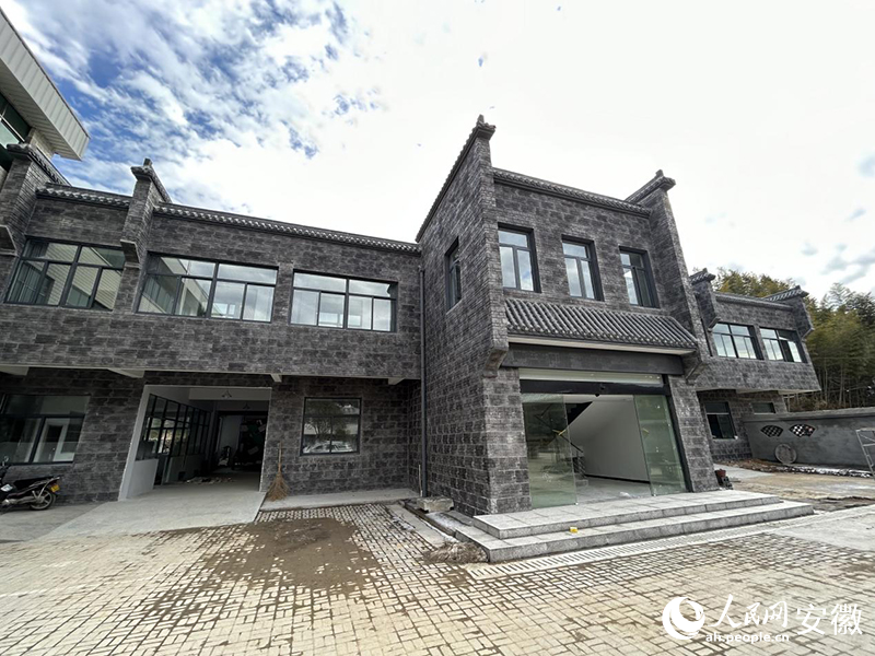蒋潭村新建的茶叶加工基地。人民网记者 高飞跃摄
