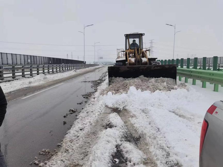 保城市道路畅行。安徽省住建厅供图