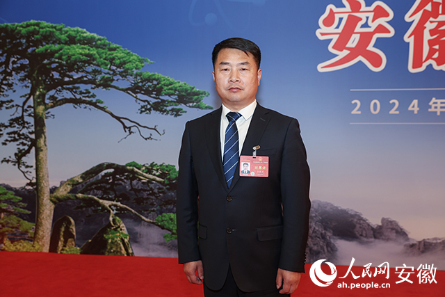 全国人大代表王忠才。人民网记者 张俊摄