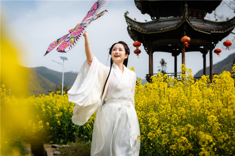 春趣。石台縣文旅局供圖