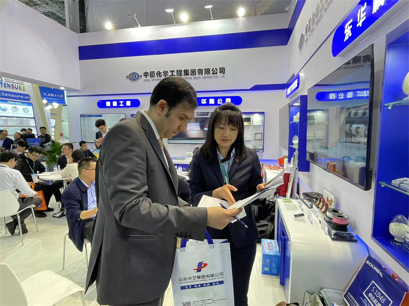 展会现场。张霞摄