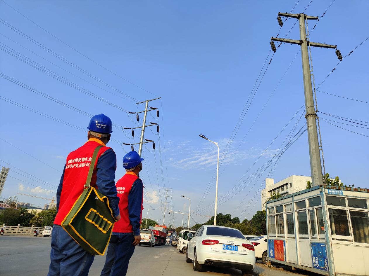 巡電路上。王惠敏供圖