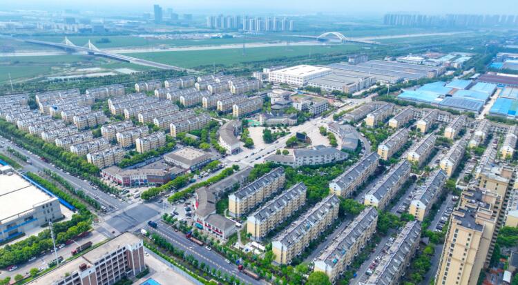 群众的幸福家园。李亚朝摄