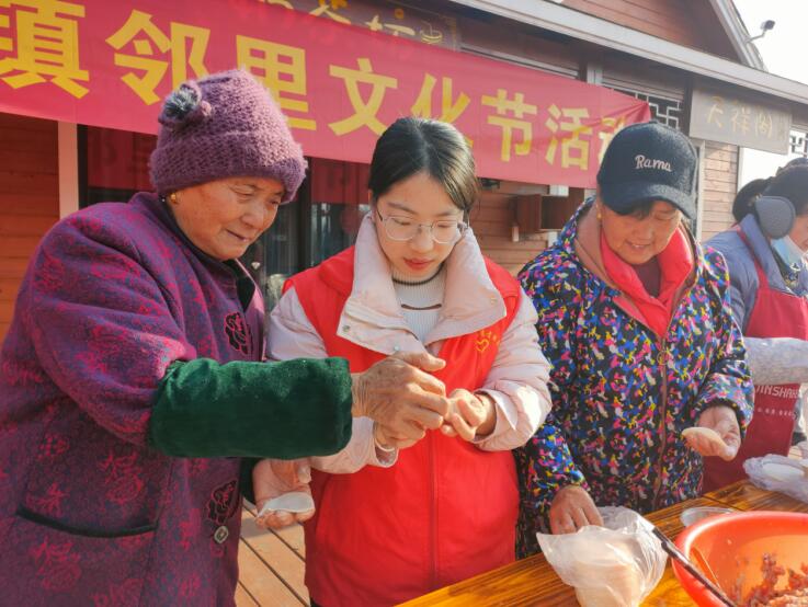 依托新时代文明实践阵地，该镇开展各类文明实践活动。