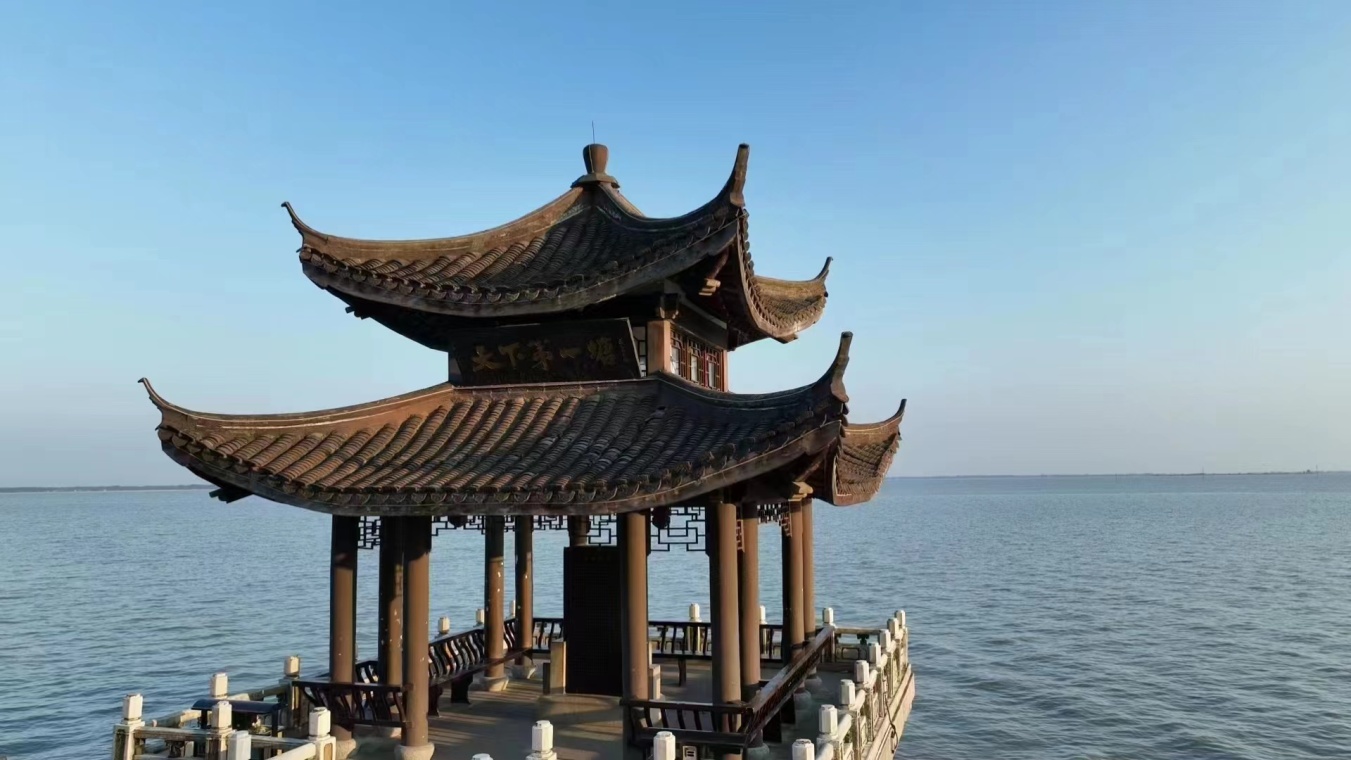 位于寿县古城南30公里处安丰塘。谷荣摄