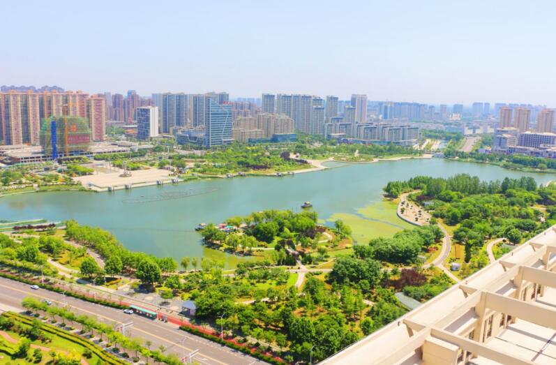 亳州高新区市政公园一角。张重 摄