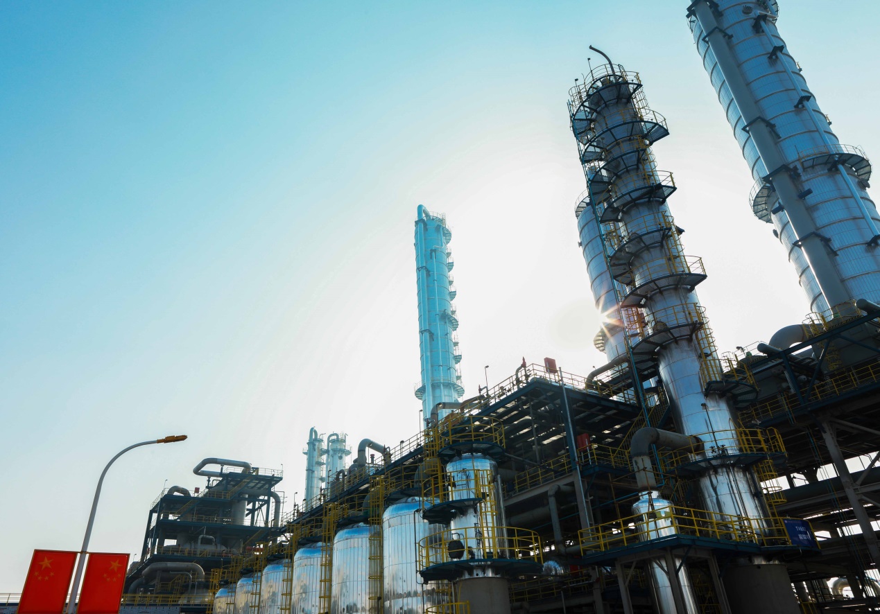 目前全球规模最大的乙醇生产装置——60万吨年乙醇生产装置现场。郑洪光摄