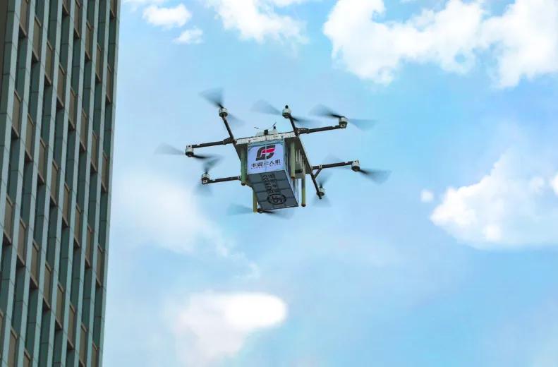 安徽顺丰首条低空货运航线正式开航。