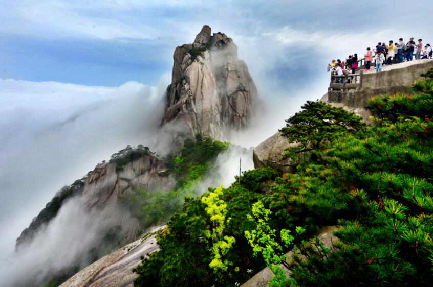 天柱山美景。