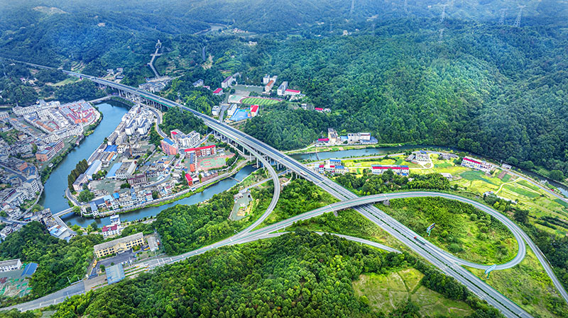 金寨县地处大别山腹地，生态环境优美，农业资源丰富。